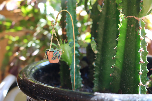 Prayer Plant Charm With Chain Hanger